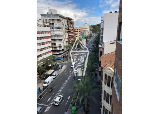 Apartment - Sale - Alicante - Centro