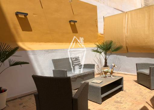 Villa - Sale - Alicante - Centro