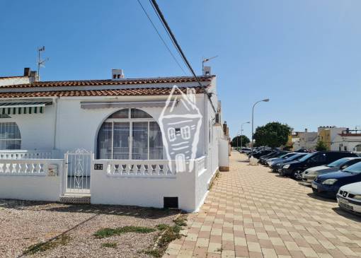 Villa - Sale - Torrevieja - 1804