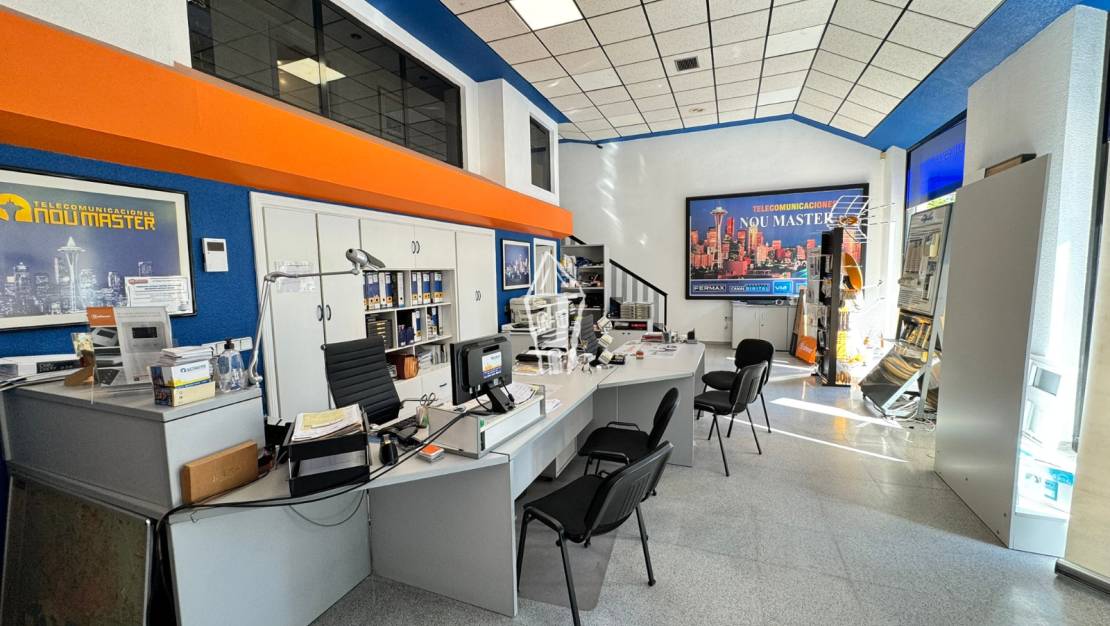 Sale » Local  » Alicante » Florida Alta